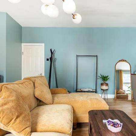 Апартаменты Beautiful In Hotwells Бристоль